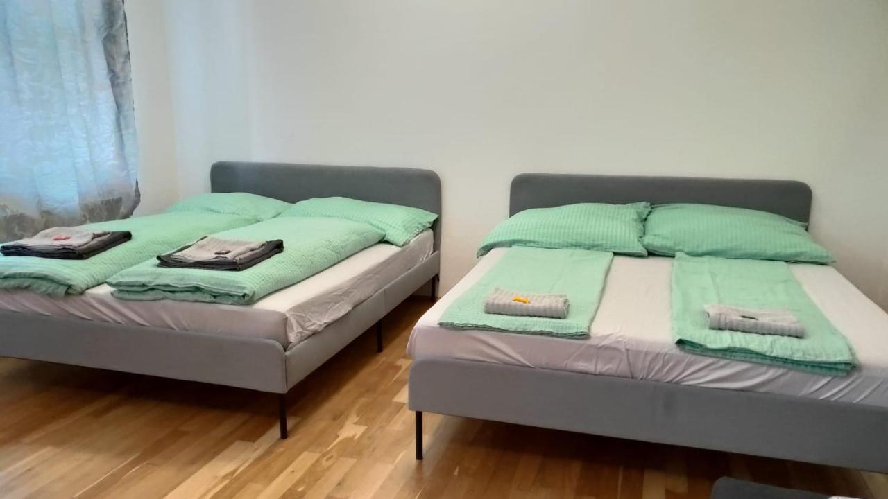 Cozynite Premium Apartment Stadthalle Wina Bagian luar foto